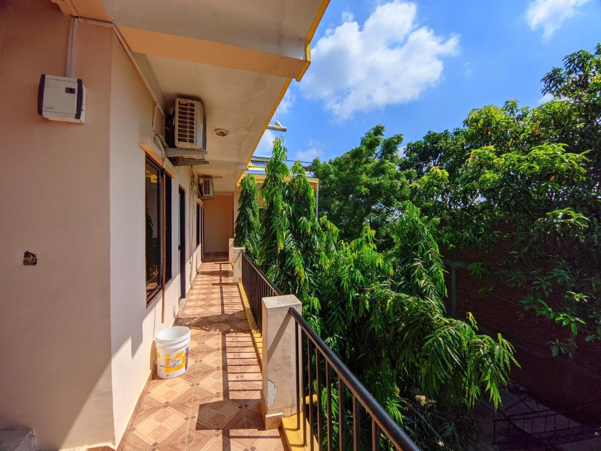 Lumbini Garden Lodge エクステリア 写真